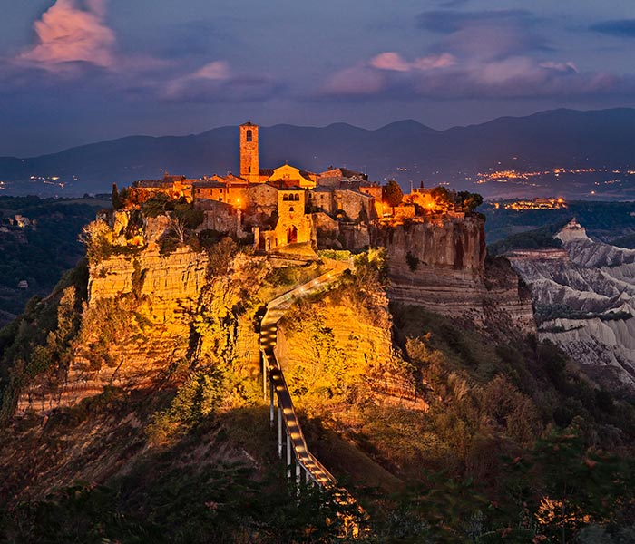 luxo civita di bagnoreggio